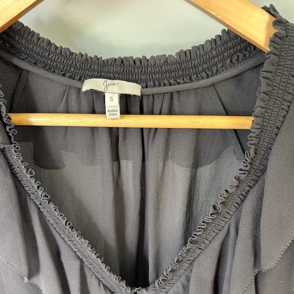 Joie Silk V Neck Ruffle Neckline Womens Blouse Size small grey top shirt - Picture 4 of 6